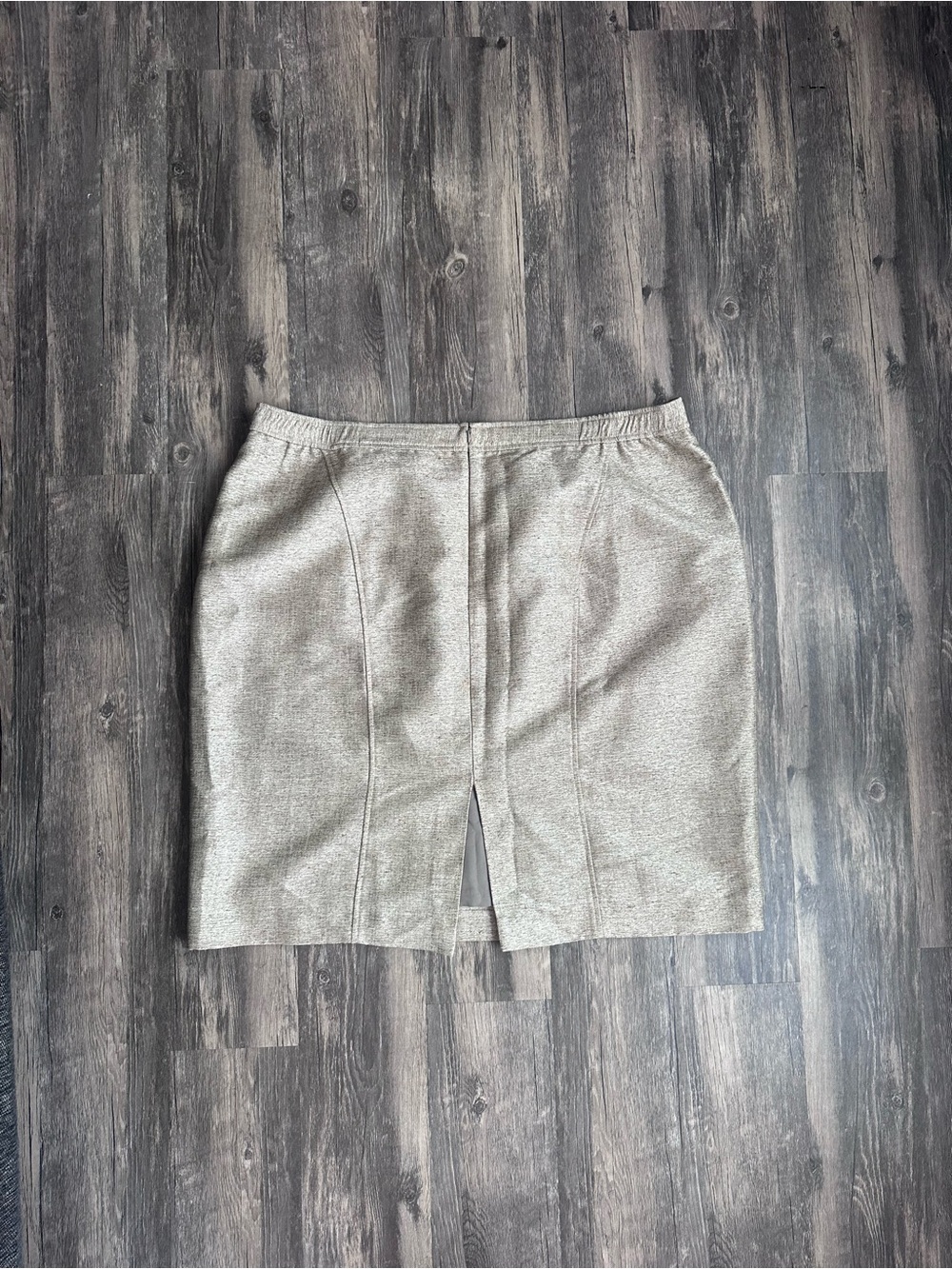 Jones New York Collection Women’s Plus Size Pencil Skirt – Size 22W – Sand/Oat